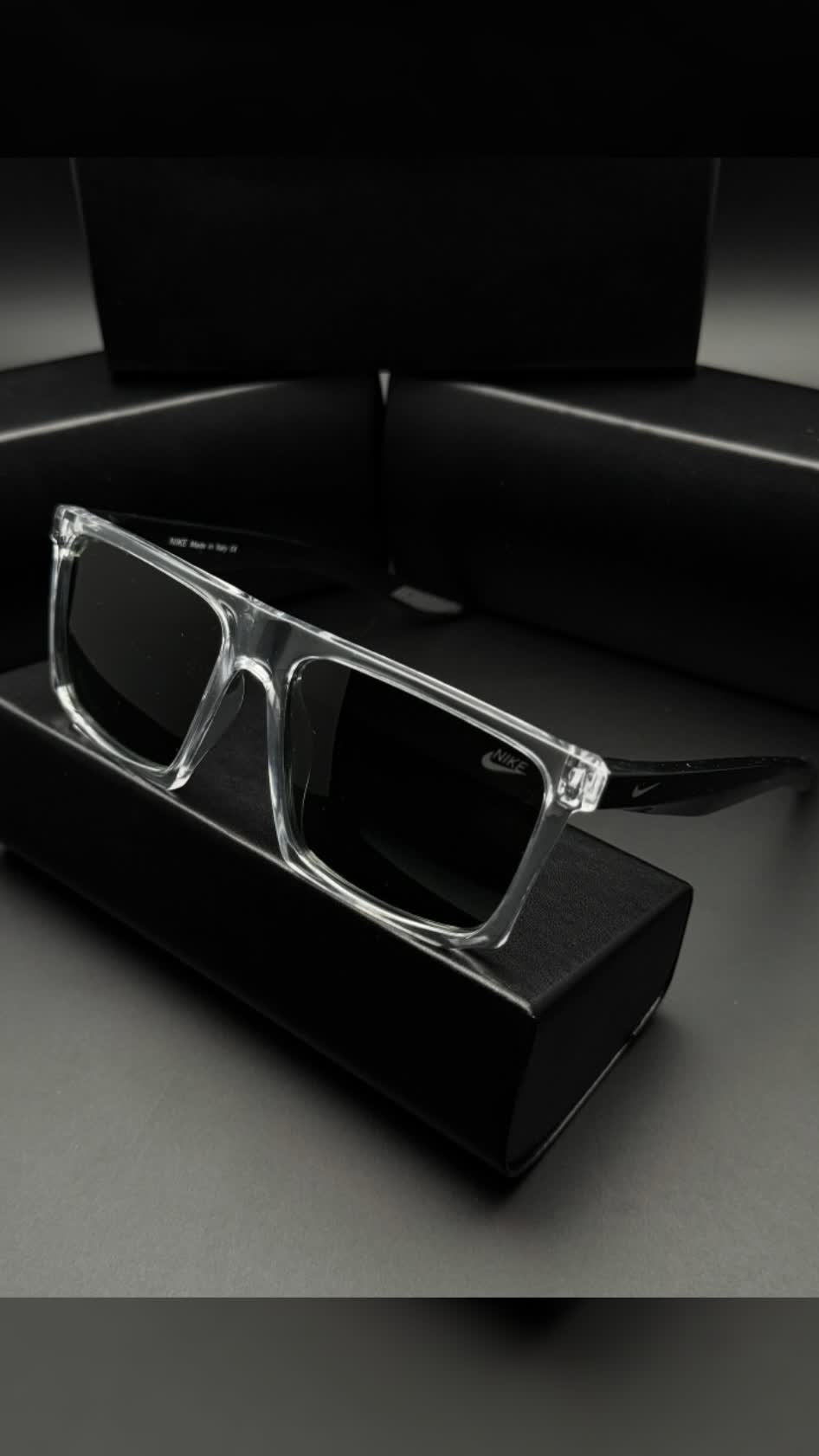 تصویر عینک آفتابی نایک nike
